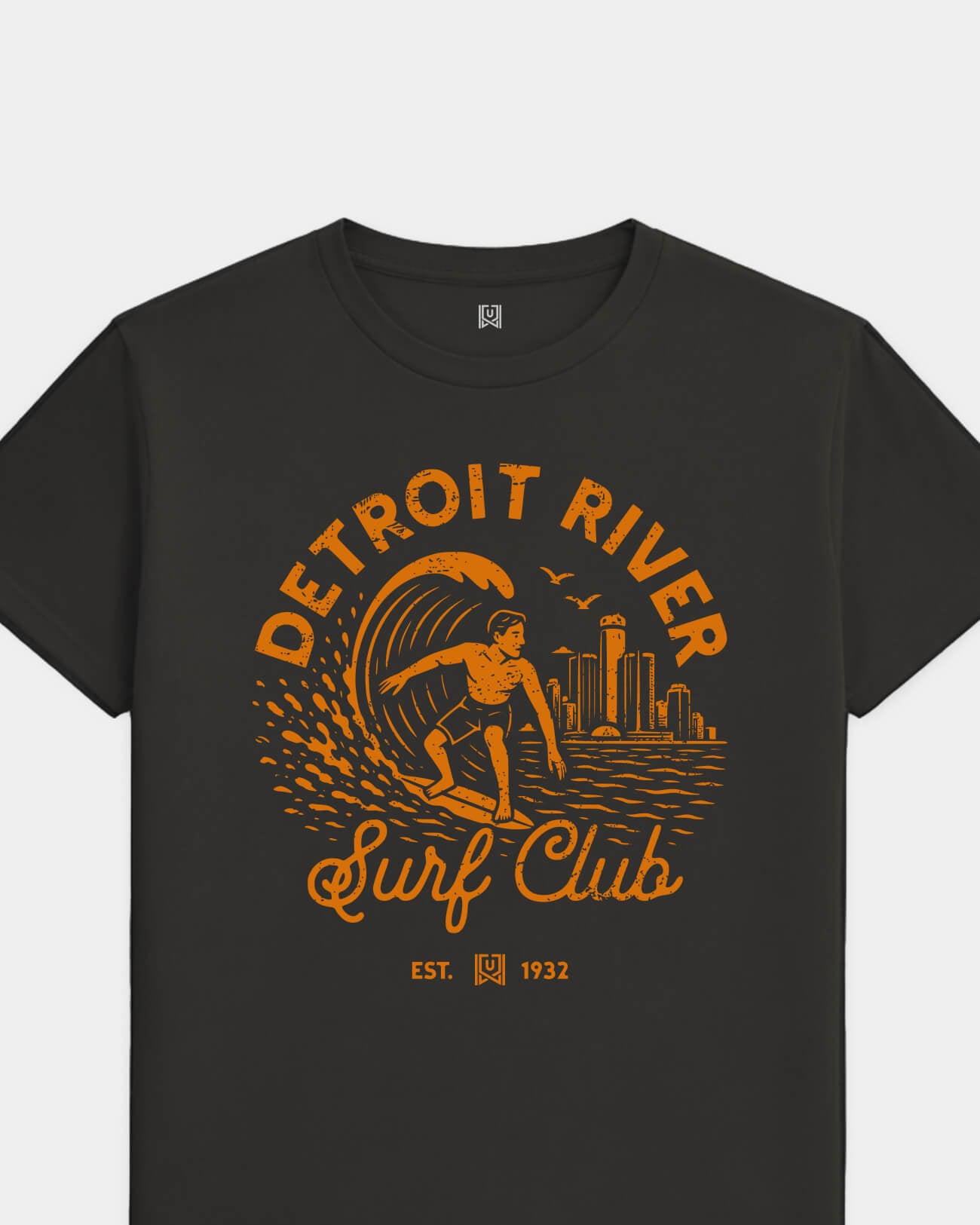 mockup-flatlay_T_Surf-Club---All-Sports_Detroit_MI_Tigers_Team-On-Washed-Black_rel-20260602_id-MHGP776.jpg